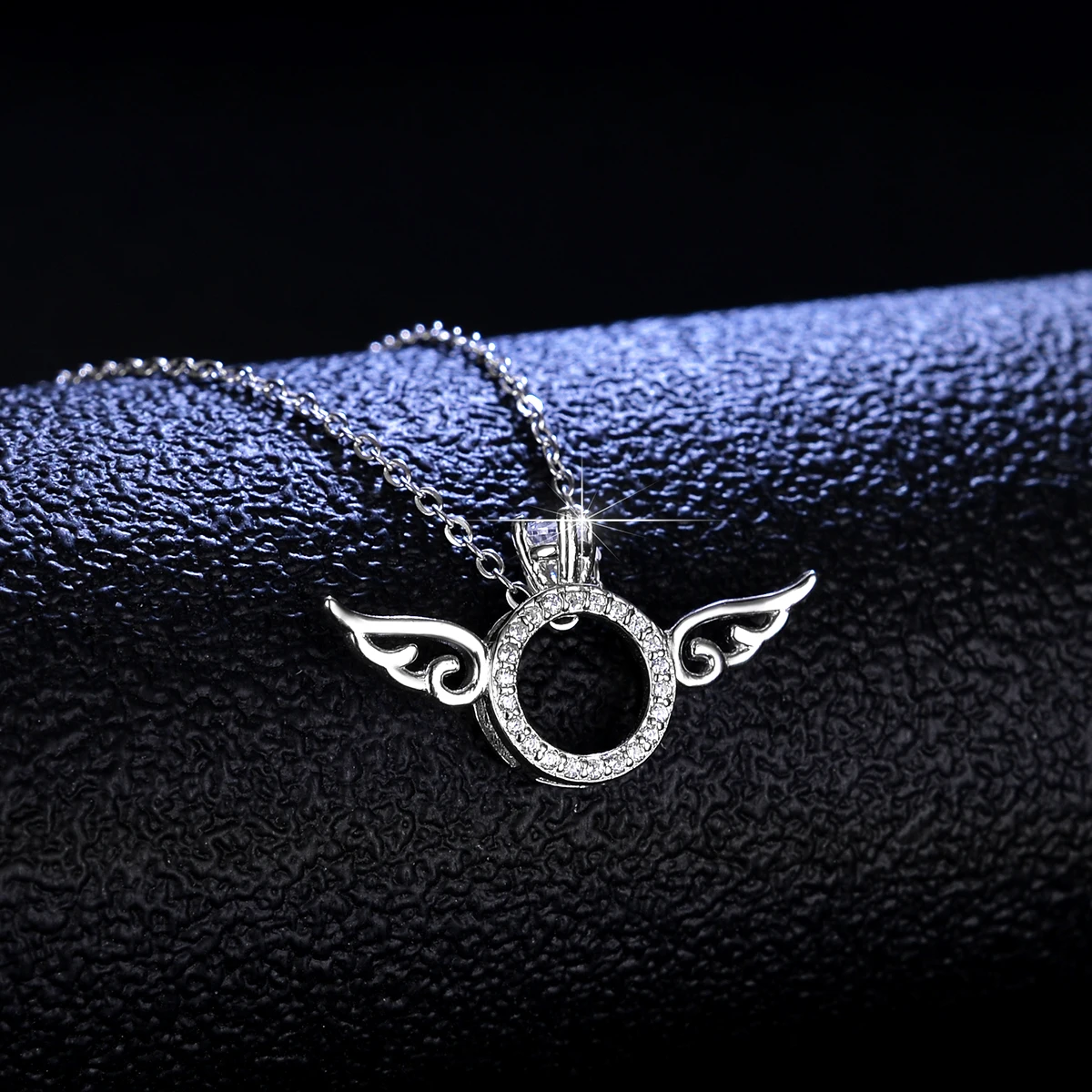 personal custom Wholesale Factory Price Eternity Halo 925 Silver Necklace sterling Silver wing Necklace Pendant For Women