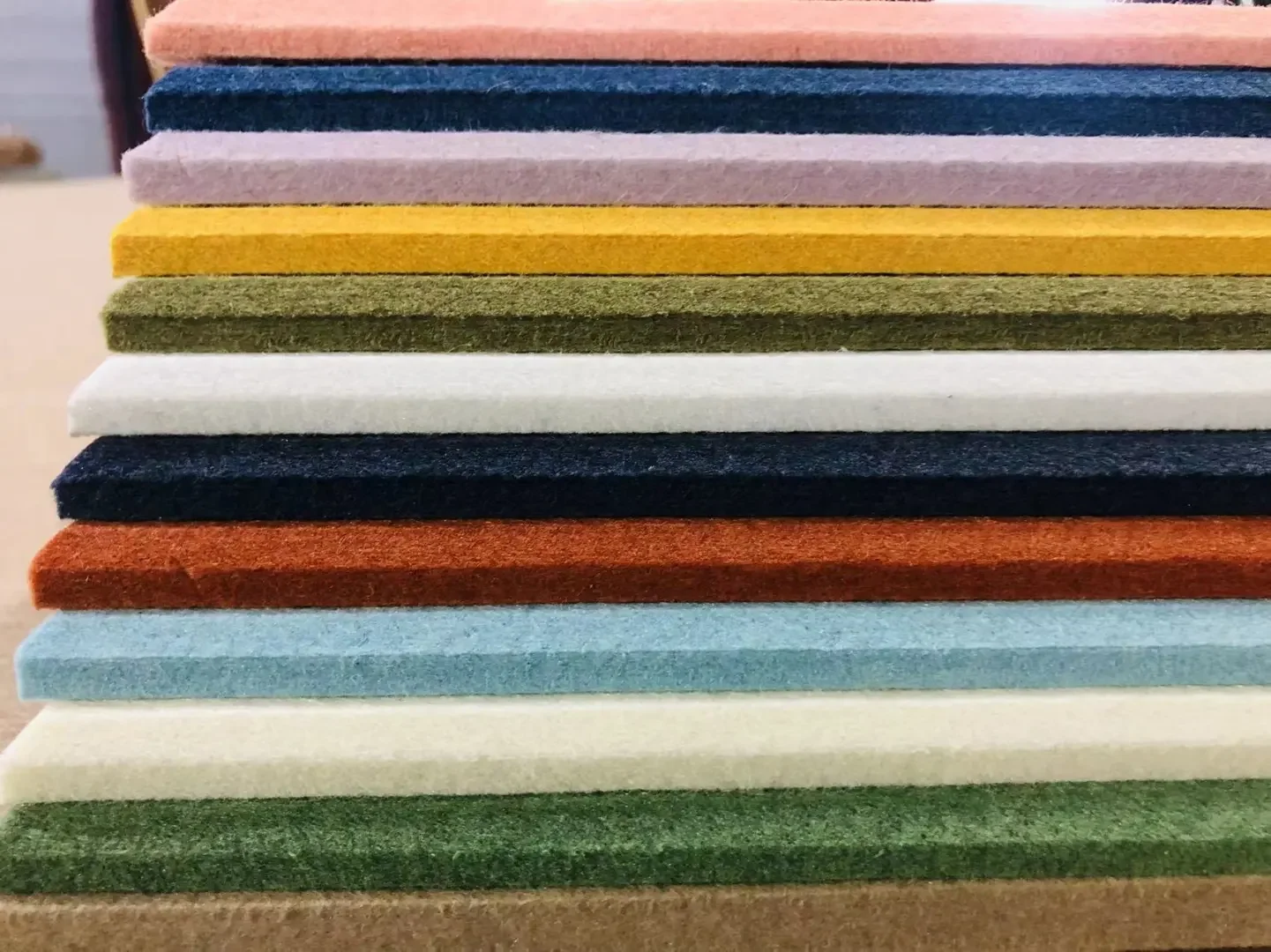 Лидер продаж Настраиваемые стеновые панели из полиэфирного волокна для украшения и звукопоглощения