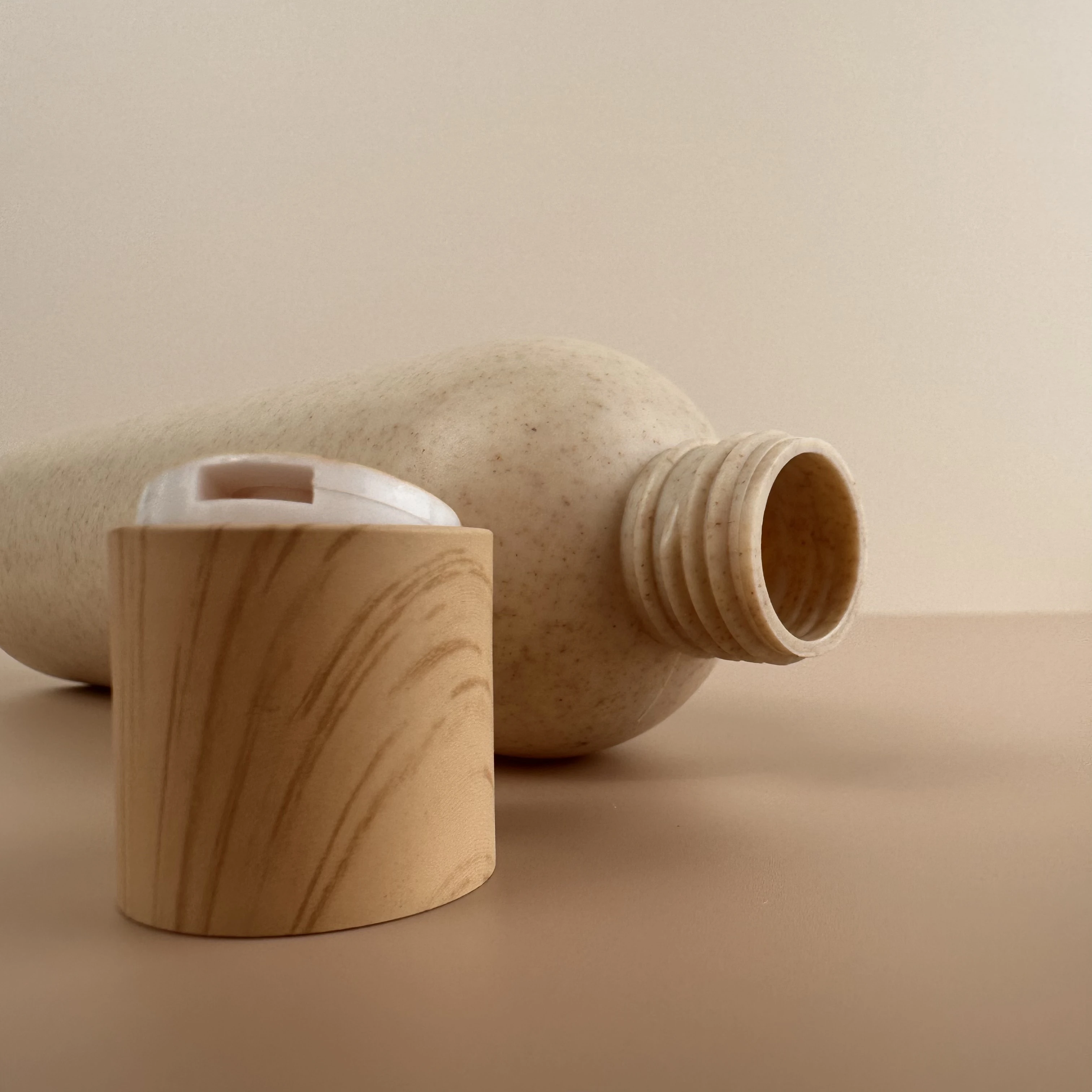 Оптовая продажа 250 мл 350 500 бутылка для мытья тела биоразлагаемая косметическая соломы пшеницы с диском