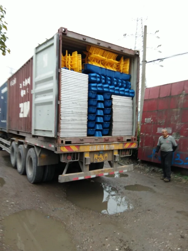 В морской воде для рыбного фермерского пруда, большое количество, воздушный инжектор, аэратор, колесные аэраторы, сельскохозяйственное оборудование