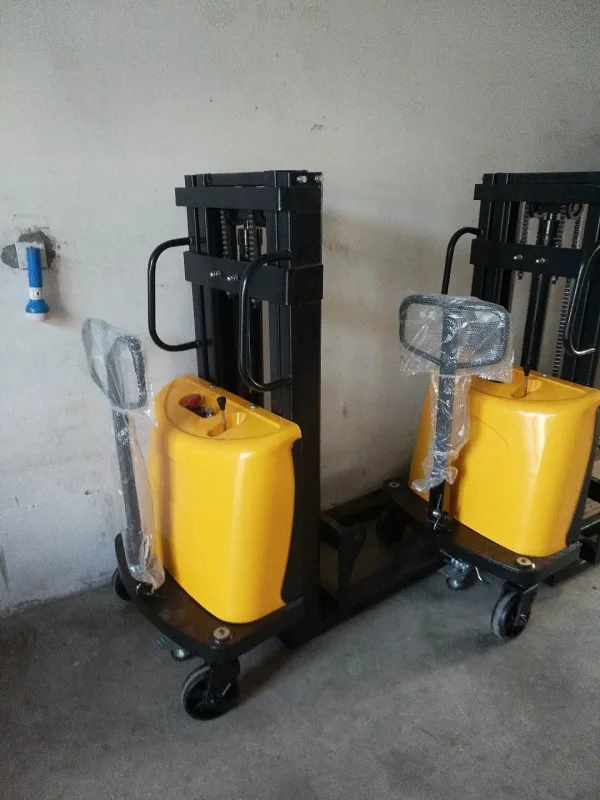 Customizable hydraulic electric stacker, 1 ton and 2 ton load capacity truck