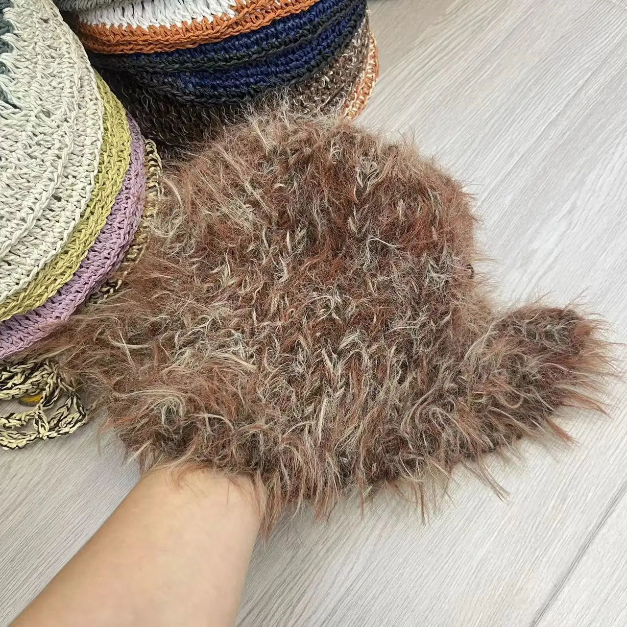 Dropship agent usa vendor winter autumn new design knitted fuzzy warmly cute women hats