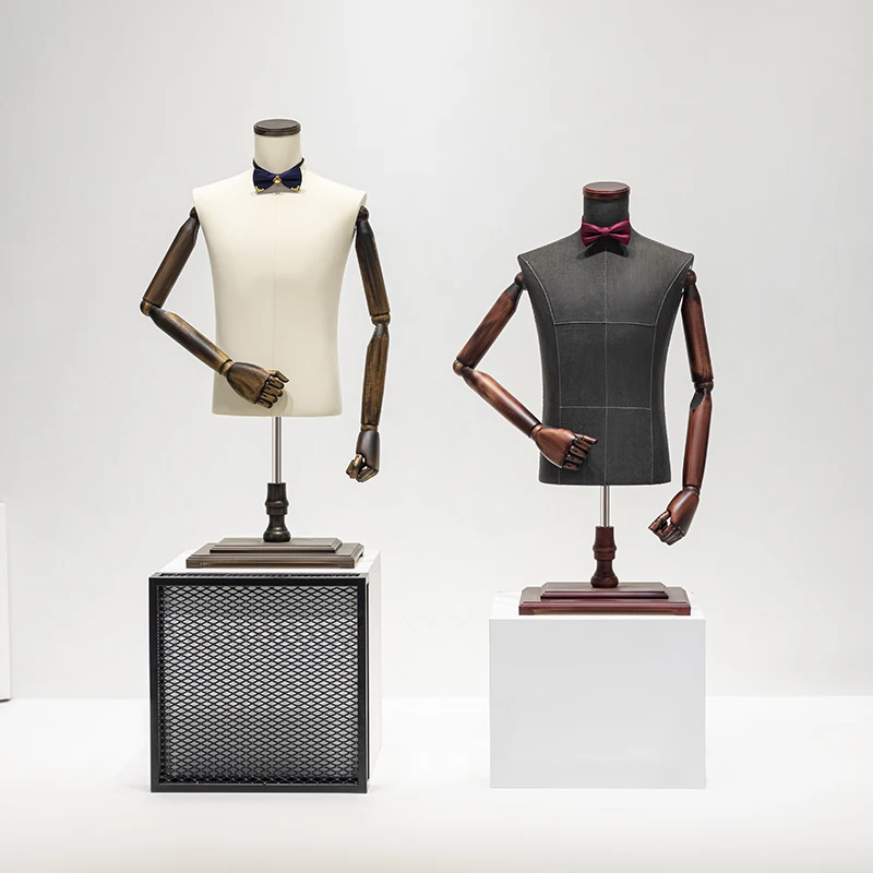 Wholesale Boutique Upper Half Body Mannequin Adjustable Height Male Suit Mannequin Torso with Wooden Stand