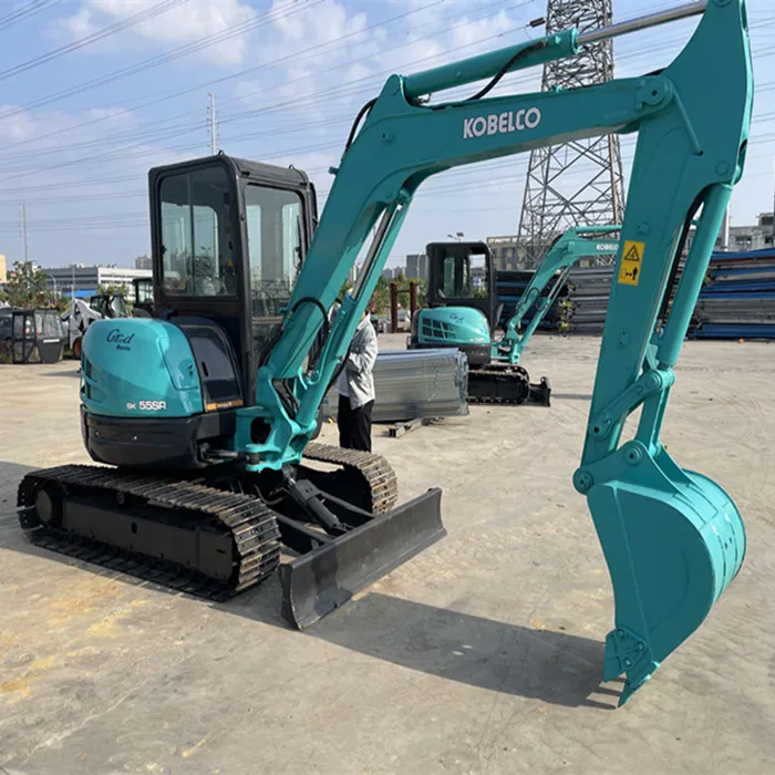 Экскаватор Kobelco SK55SR недорогой экскаватор