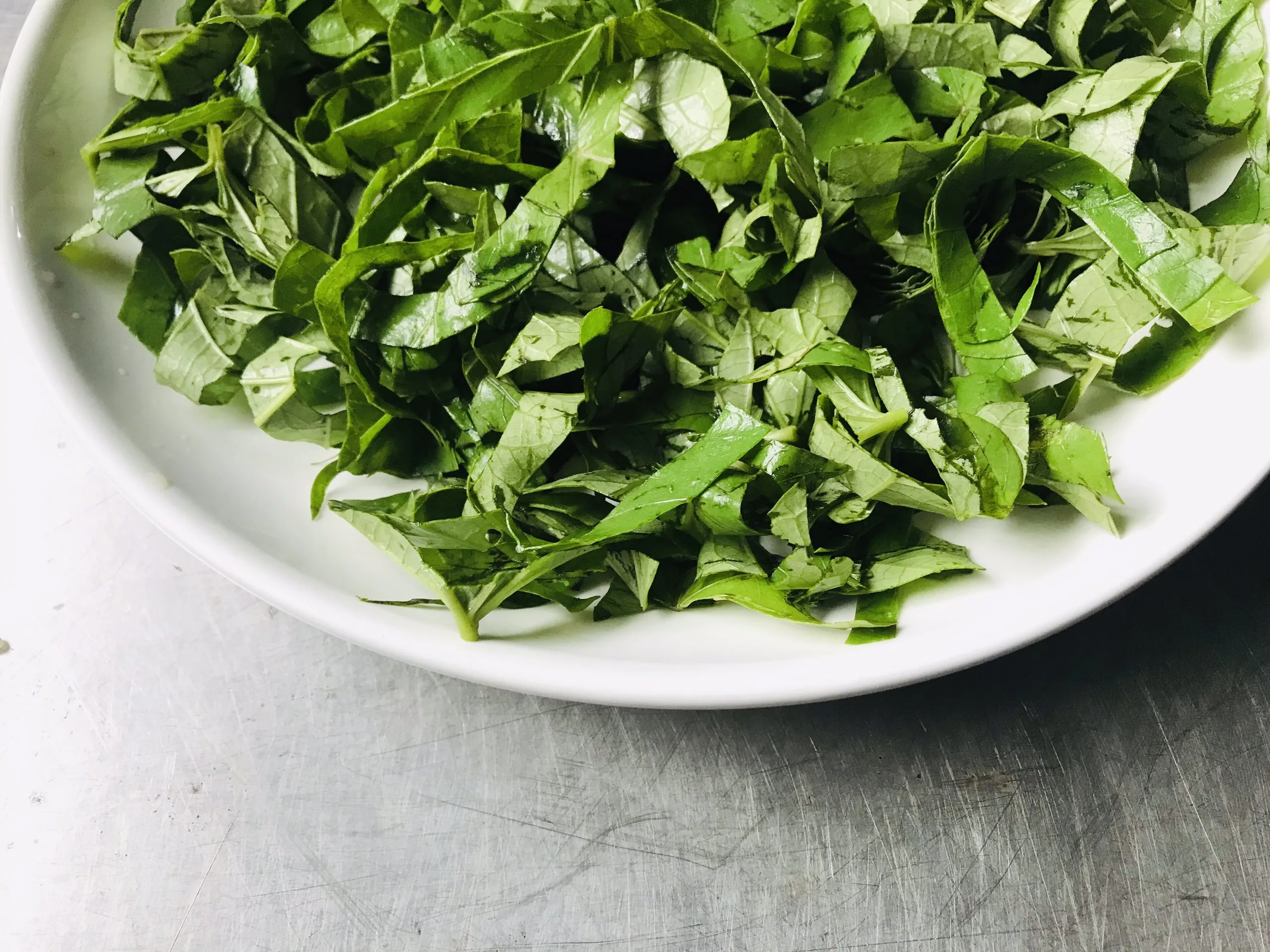 Cassava leaves frozen/ cassava leaves/ frozen tapioca leave - Whatsap 0084989322607