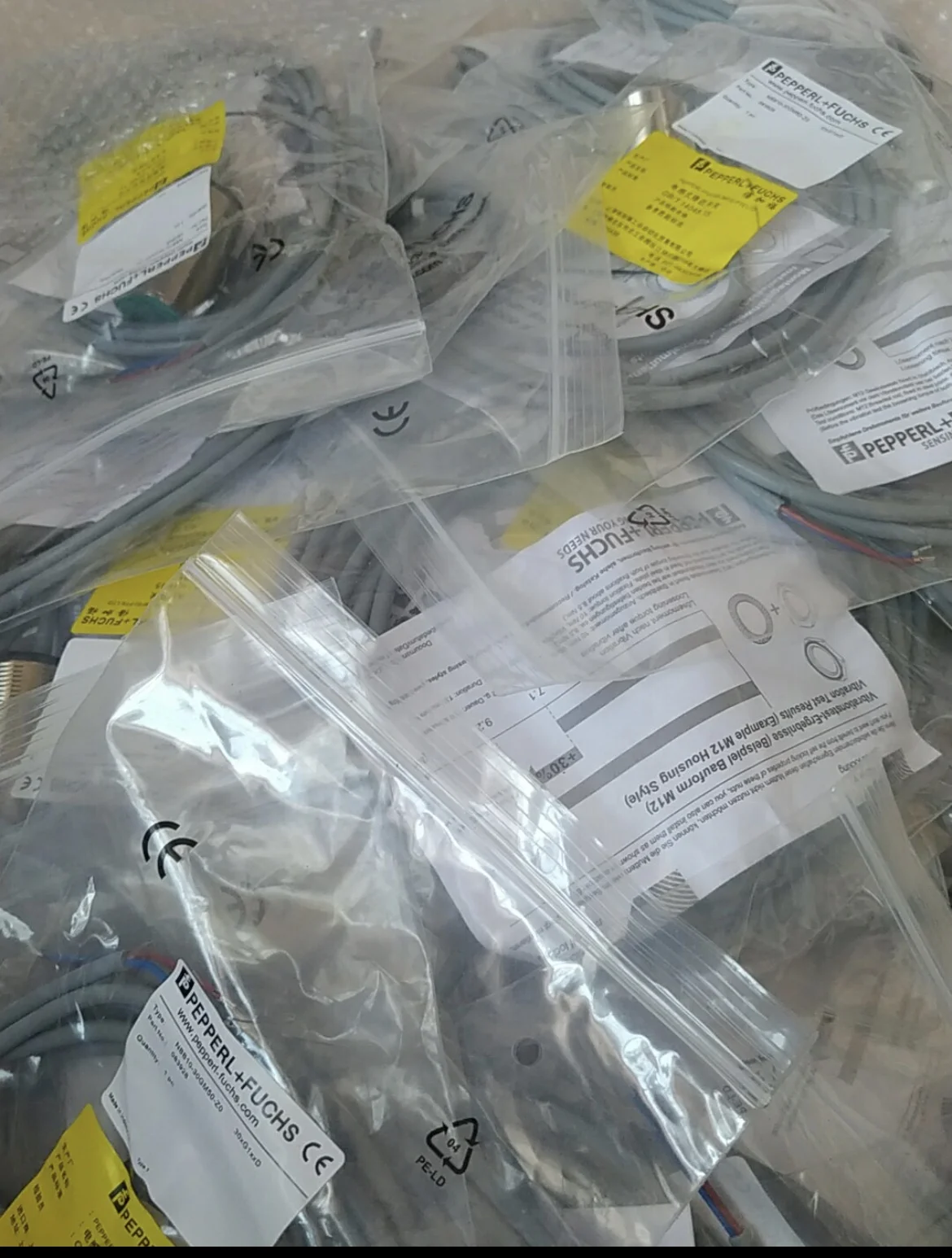 NJ2-12GM40 -E3/E3-V1/E-V1  Photoelectric switch sensor