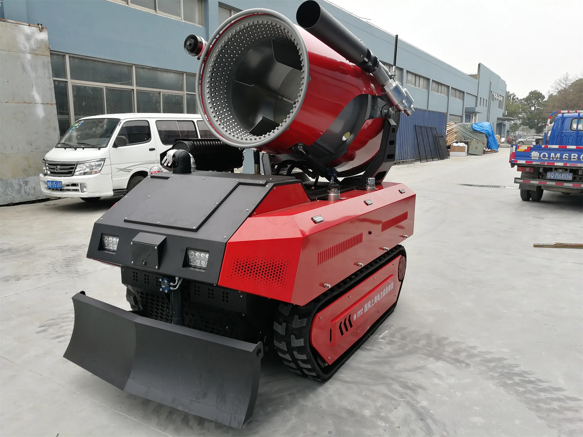 Professional Automatic Water Monitor Fire Fighting Crawler Heavy Equipment Intelligent Robot