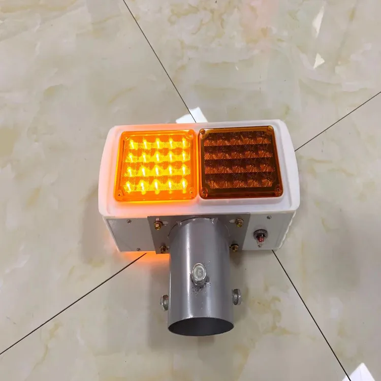 Hot-selling red and blue roadside double-sided flash solar LED warning traffic lights