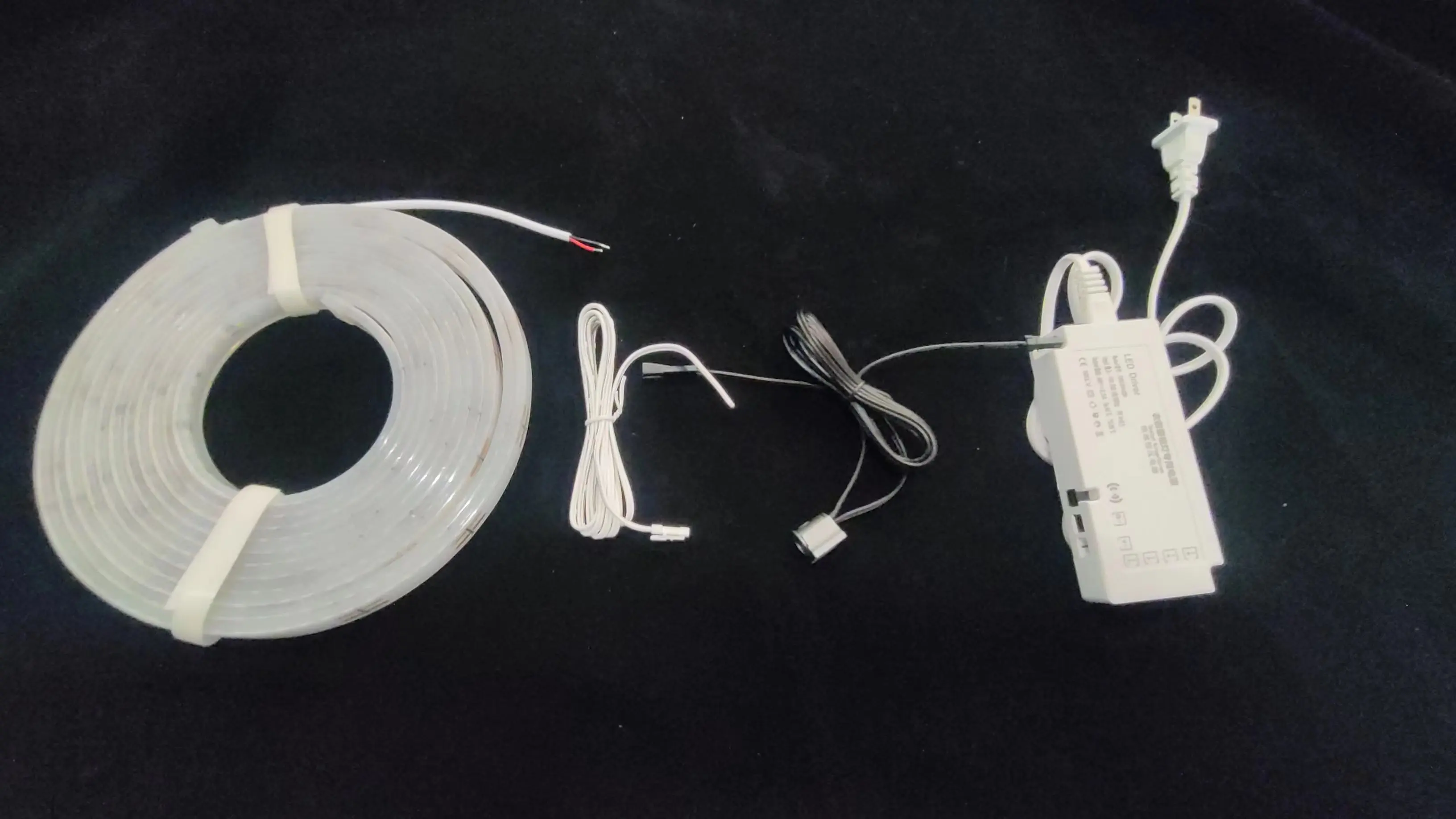 good quality super slim 4mm W silicon led neon flex strip light for kitchen cabinet lighting