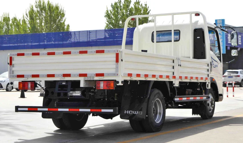 China 2 Ton Small Diesel Electric 3 /5 /7 Tons Sinotruk Howo Mini Cargo Trucks For Sale