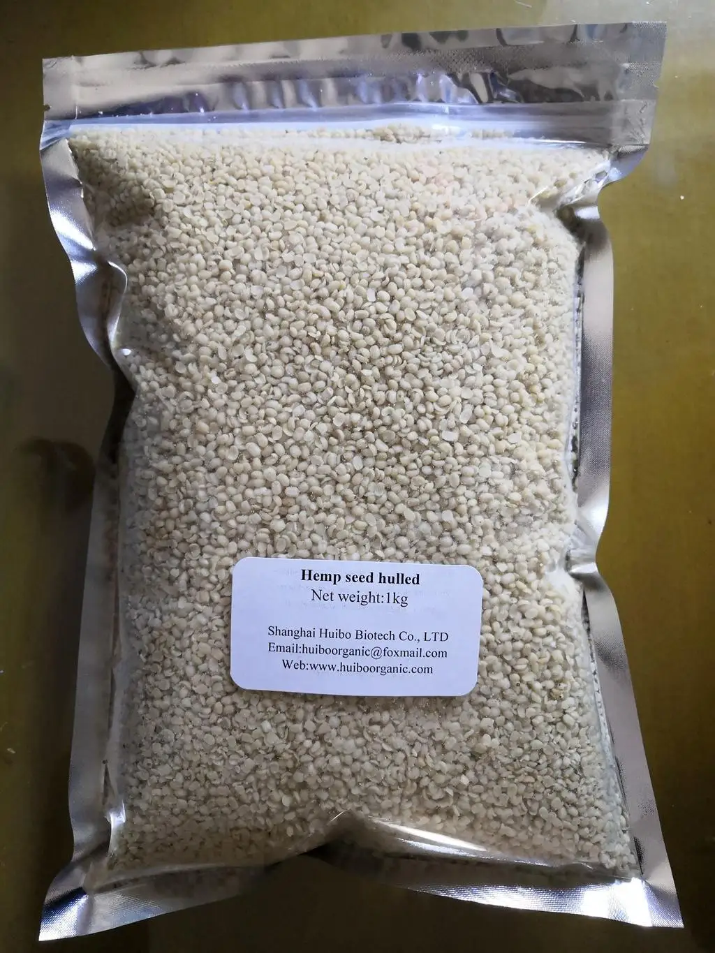 hulled hemp seed.jpg
