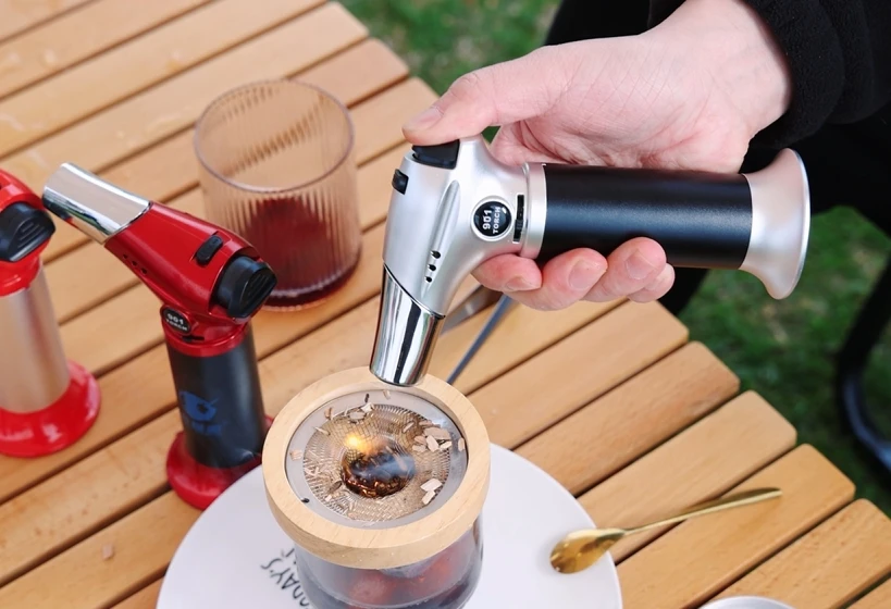 GF901 Popular gas butane torch refillable jet single flame camping chef bbq piezo kitchen torch lighter