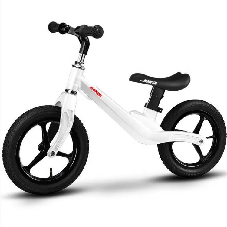 Magnesium alloy foot power rubber wheel balance bike for 4 years old kids