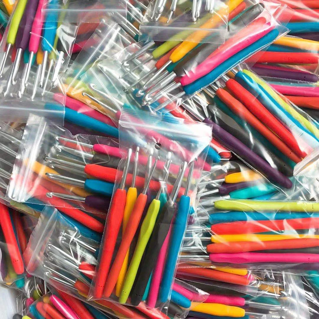 Высококачественный двухцветный пластиковый крючок для вязания