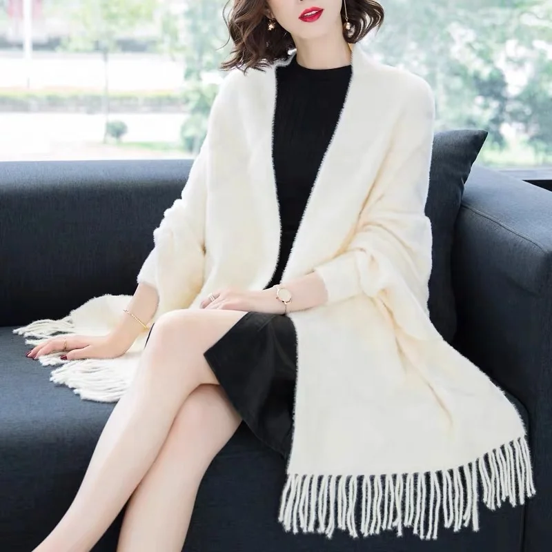 2022 Fashion Poncho Brand Spring Wool Blend Woven Mink Warm Cashmere Shawl With Sleeves