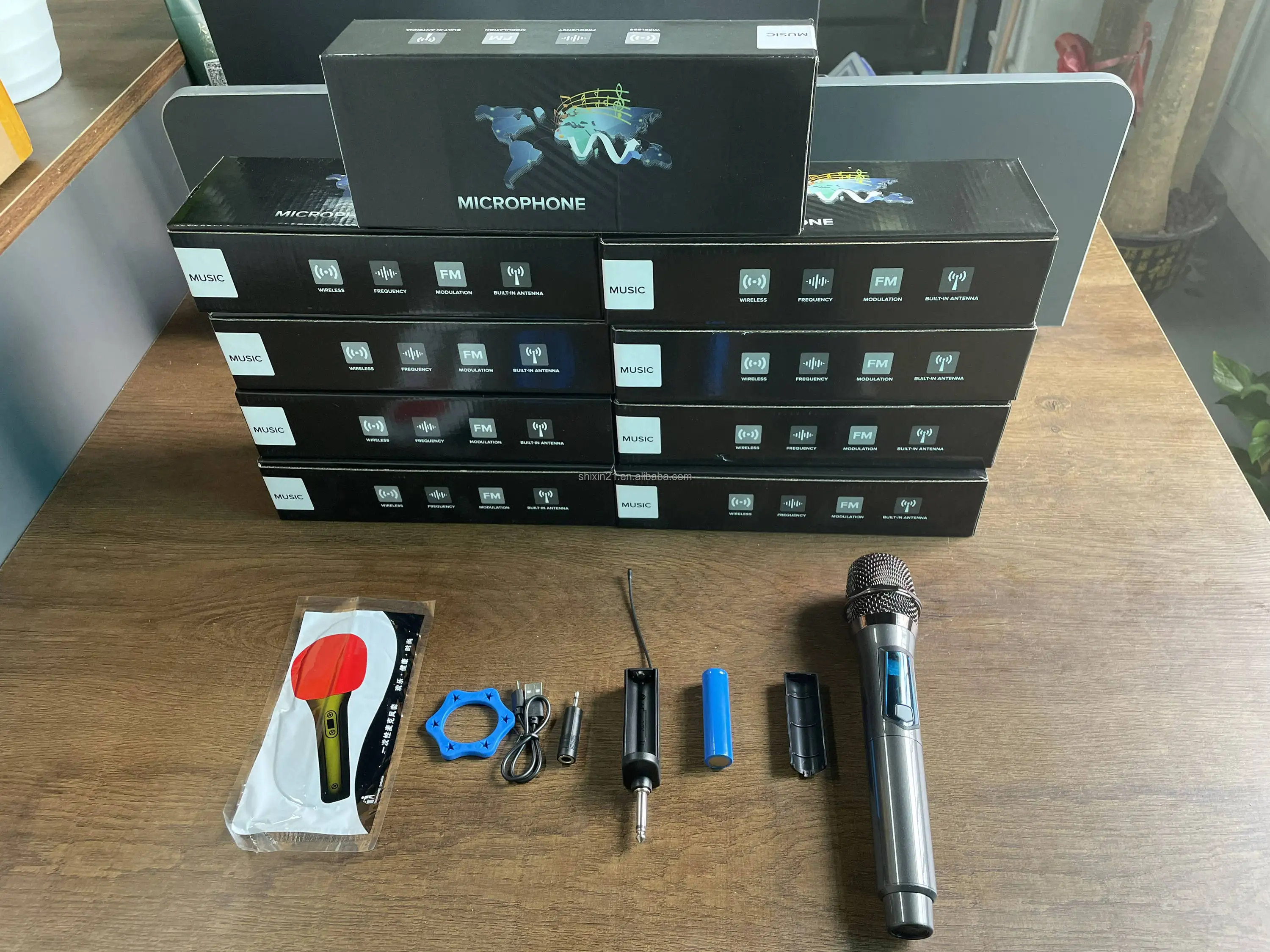 E3 Professional FM Handheld Wireless Dynamic Mic Anti interference microfone Beta Condenser Wireless Microphone