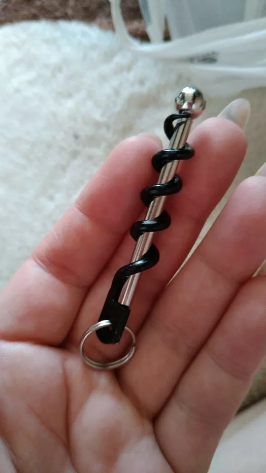 Creative Multifunctional Mini Outdoor Stainless Steel Red Corkscrew Wine Bottle Opener with Ring Keychain Bottle Opener