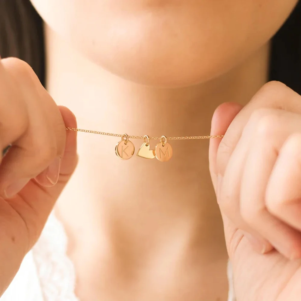 18k Gold Plated Initial Letter Necklace Personalized Heart Coin Disc Engrave A-Z Alphabet Necklace Women Stainless Steel Jewelry