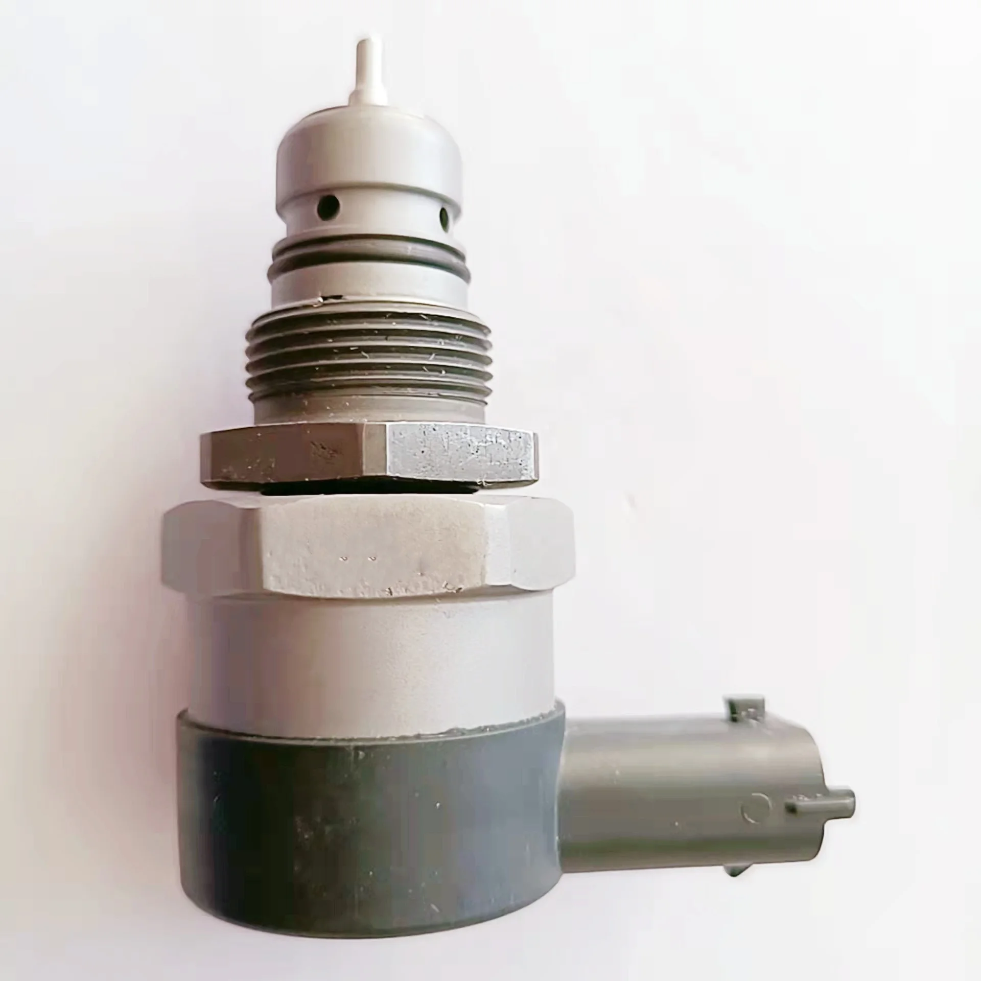 Diesel Fuel Pump Pressure Regulator DRV Control Valve 0281002507 0281002493