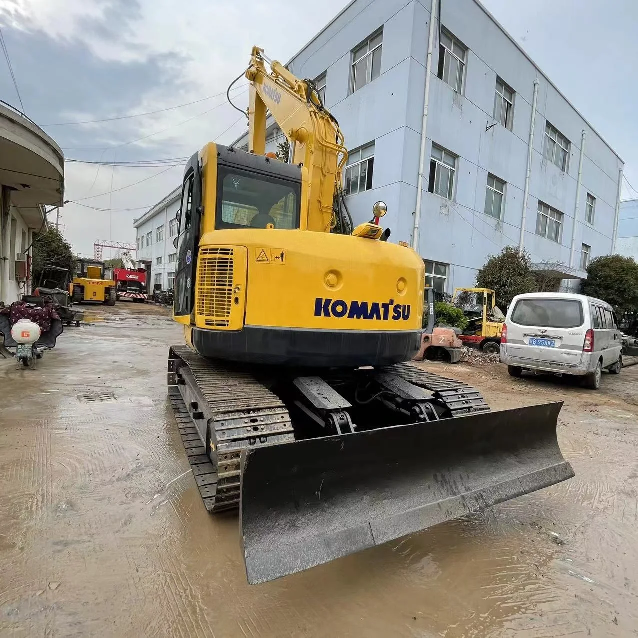low price used earthmoving excavator machine komatsu 13ton crawler digger pc128 pc138 8 excavator with epa