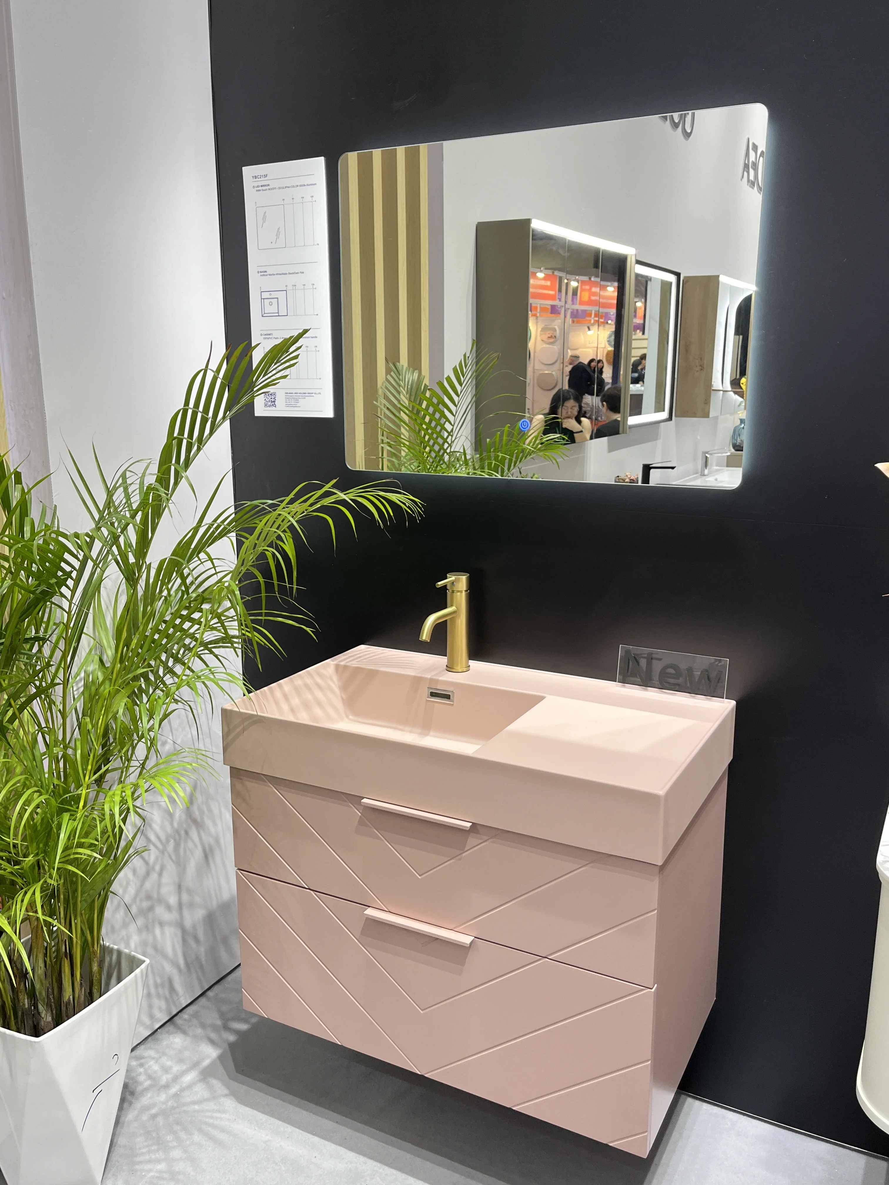 100%pvc Pink 2024 Modern Canton Fair Exhibits Painted Design Bathroom Cabinets