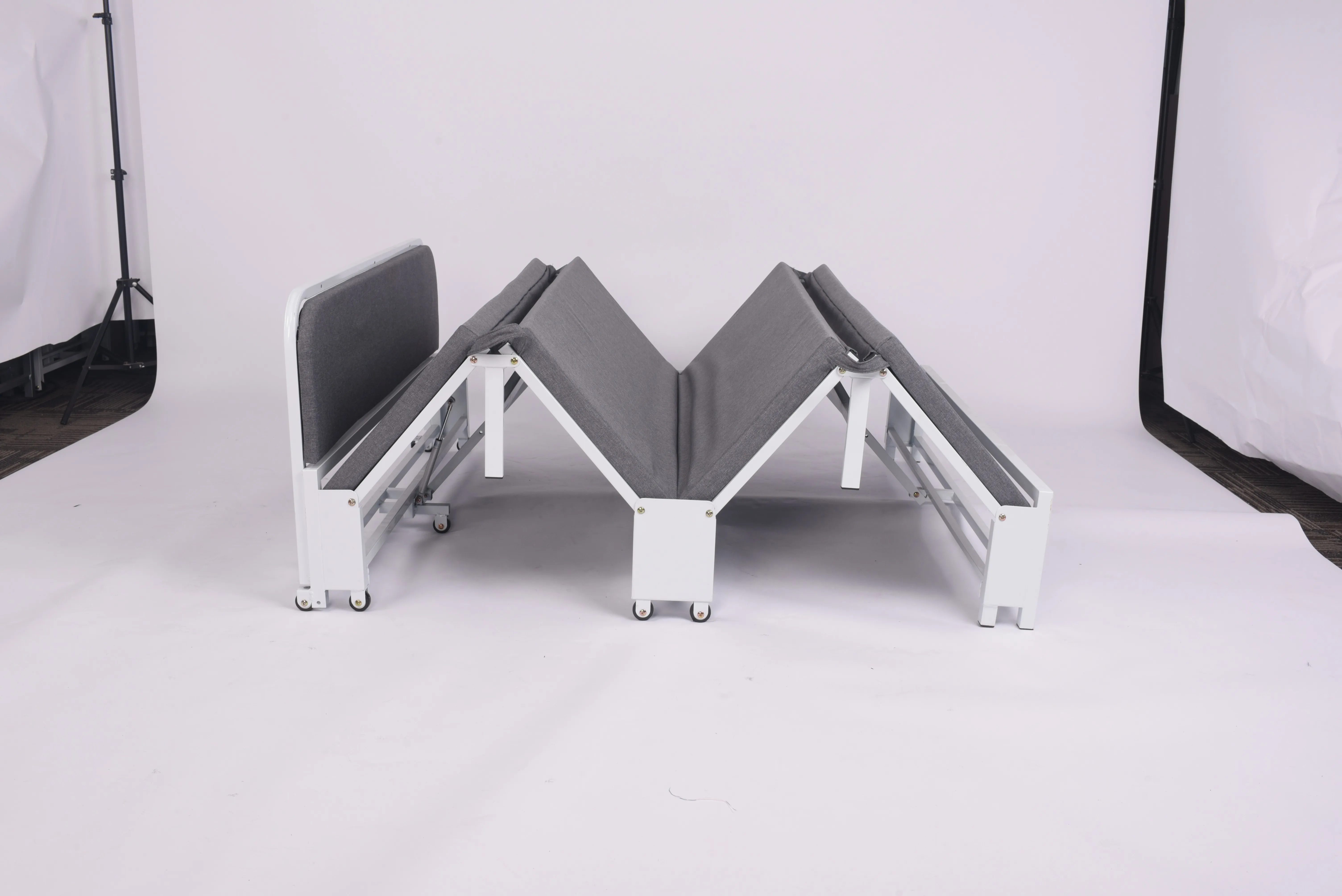 Source Factory High Quality Four- Fold Metal Wooden Cabinet Classroom Lunch Break Bed Sponge Bed for School Office Dormitory