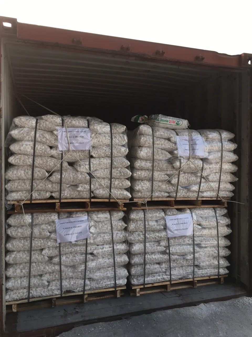 Оптовая продажа черные камни для украшения дома брусчатка сада