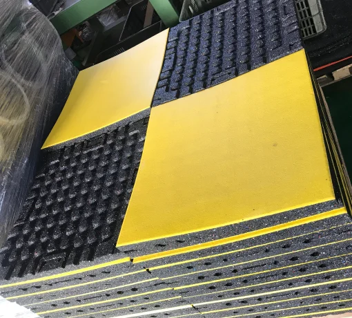 Custom Logo Anti-static Rubber Gym Flooring Mat