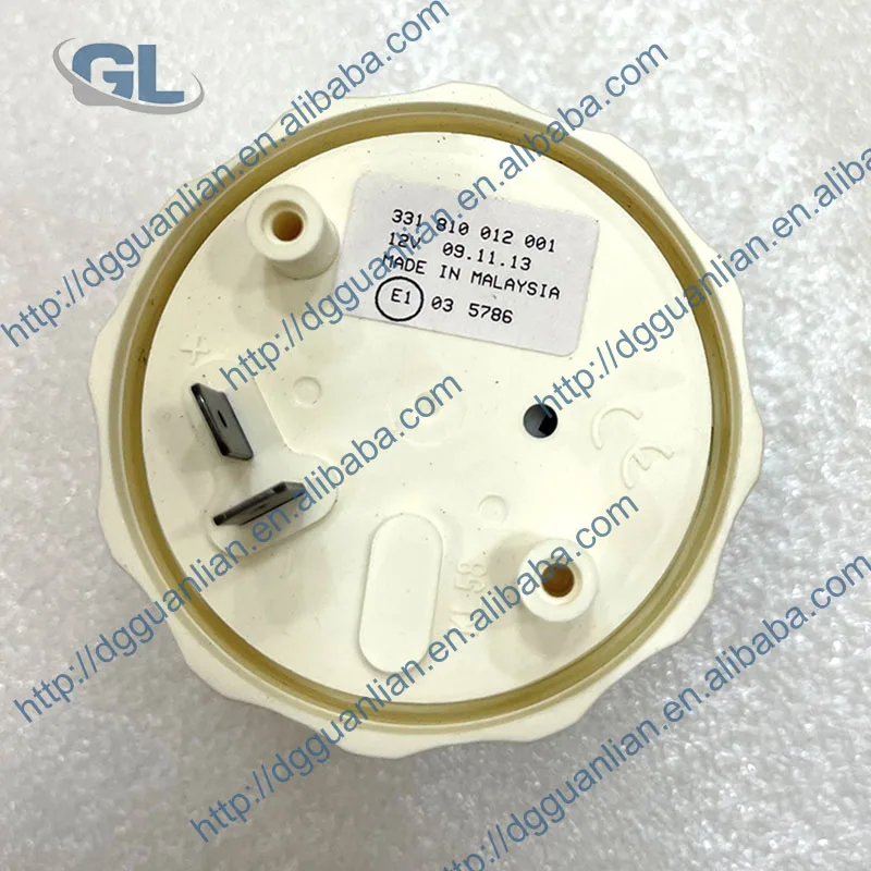 331-810-012-001 331 810 012 001 кабина Международный счетчик часов двигателя 231-5917 52 мм 12 В