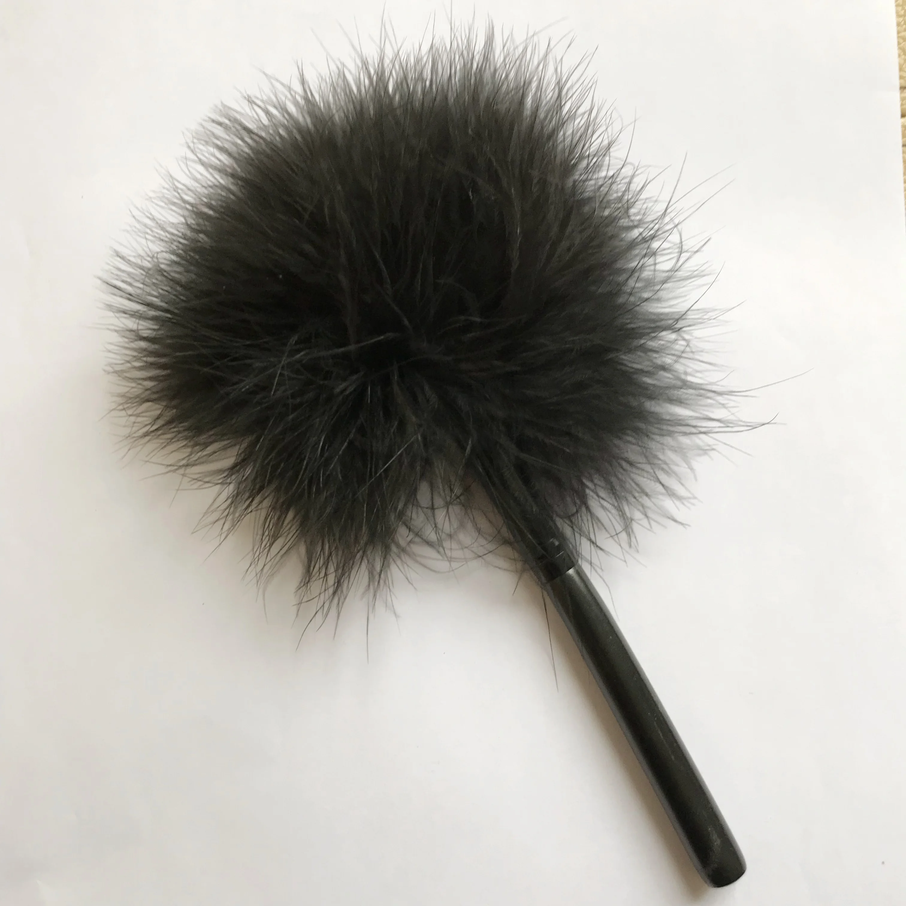 Private Label Small Quantity Accepted Fingerprint Useness Black Color Marabou Feather Brush