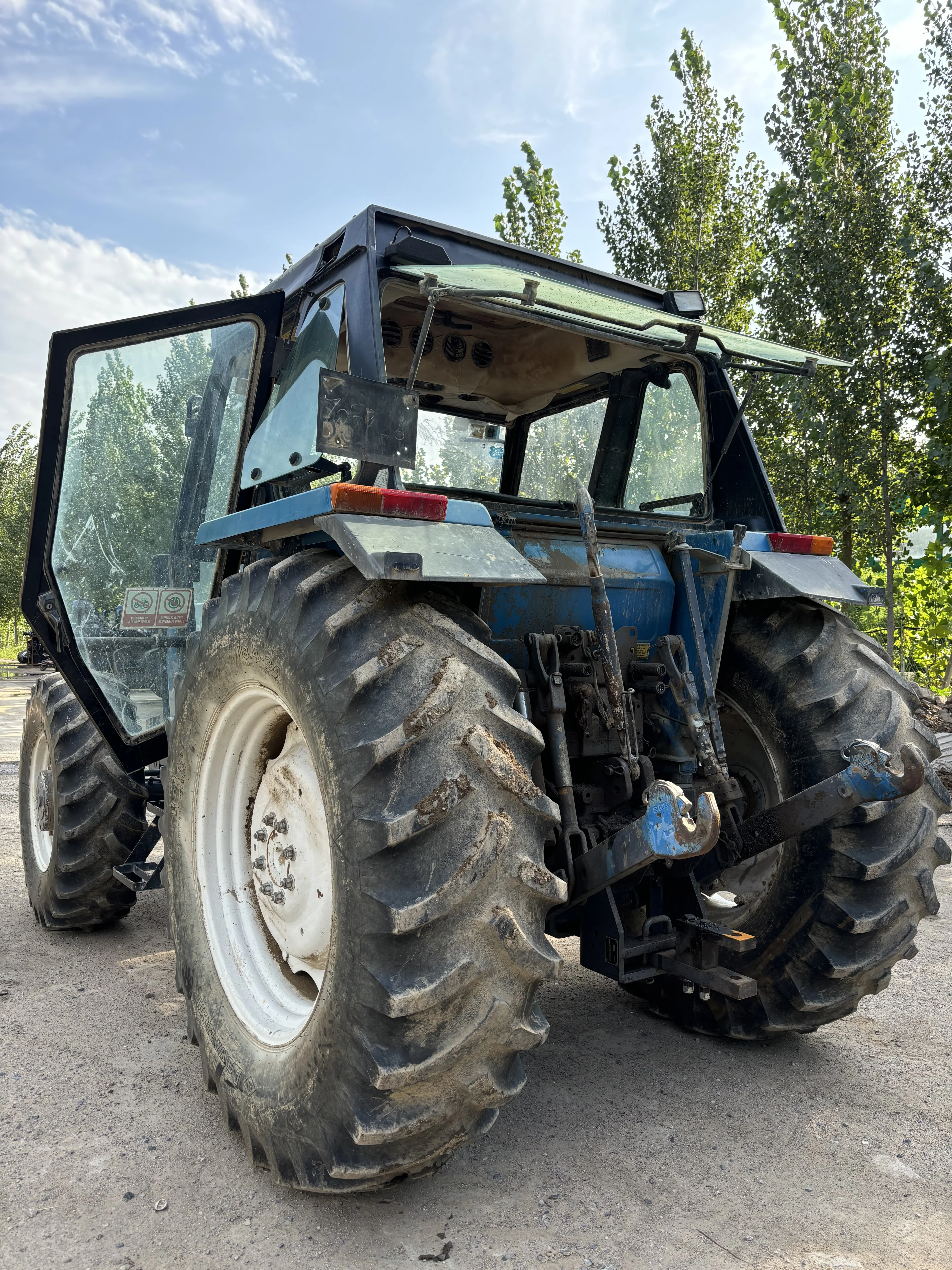 Second Hand Fiat New Holland 110-90 tractor with original painting condition Used Fiat 110hp for sale