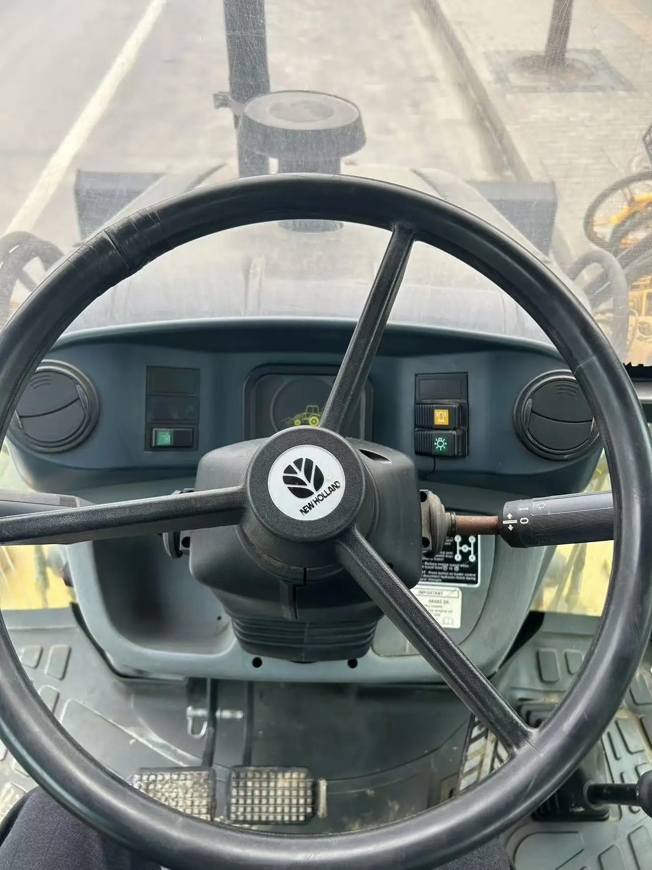 Good Condition Used CASE 580M Backhoe Loader at Cheap Price Original USA 5 Ton Mini Case 580M 580L JCB 3CX 4CX CAT Wheel Loader