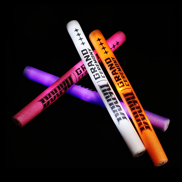 Manufacturers wholesale colorful sponge glow sticks with customizable LOGO glow sticks