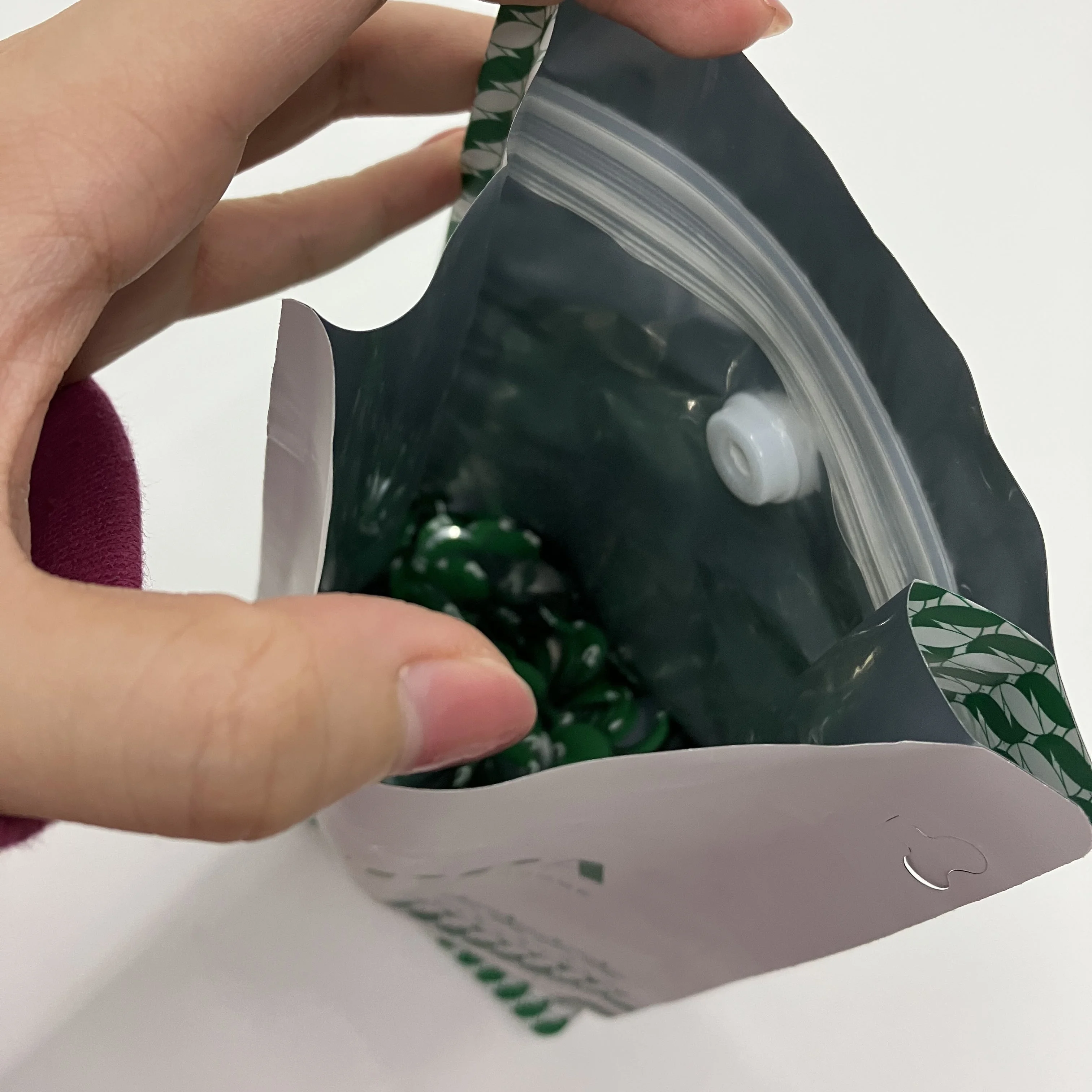 Custom printing coffee packaging pouch smell proof food packaging zip lock matte black stand up pouch bags