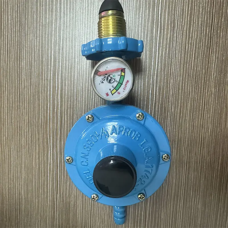 Source factory low price hot selling safe high quality JYT-808 lpg gas regulator with gauge