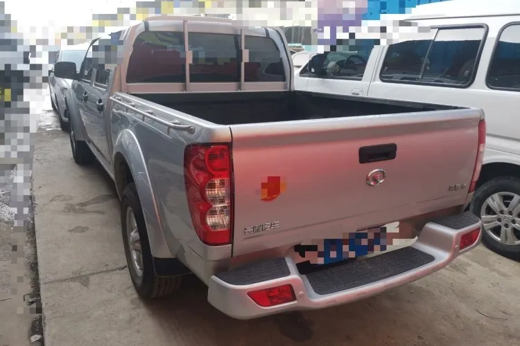 Great Wall Fengjun 5 2.0T diesel 4x2 double row used pickup truck for sale