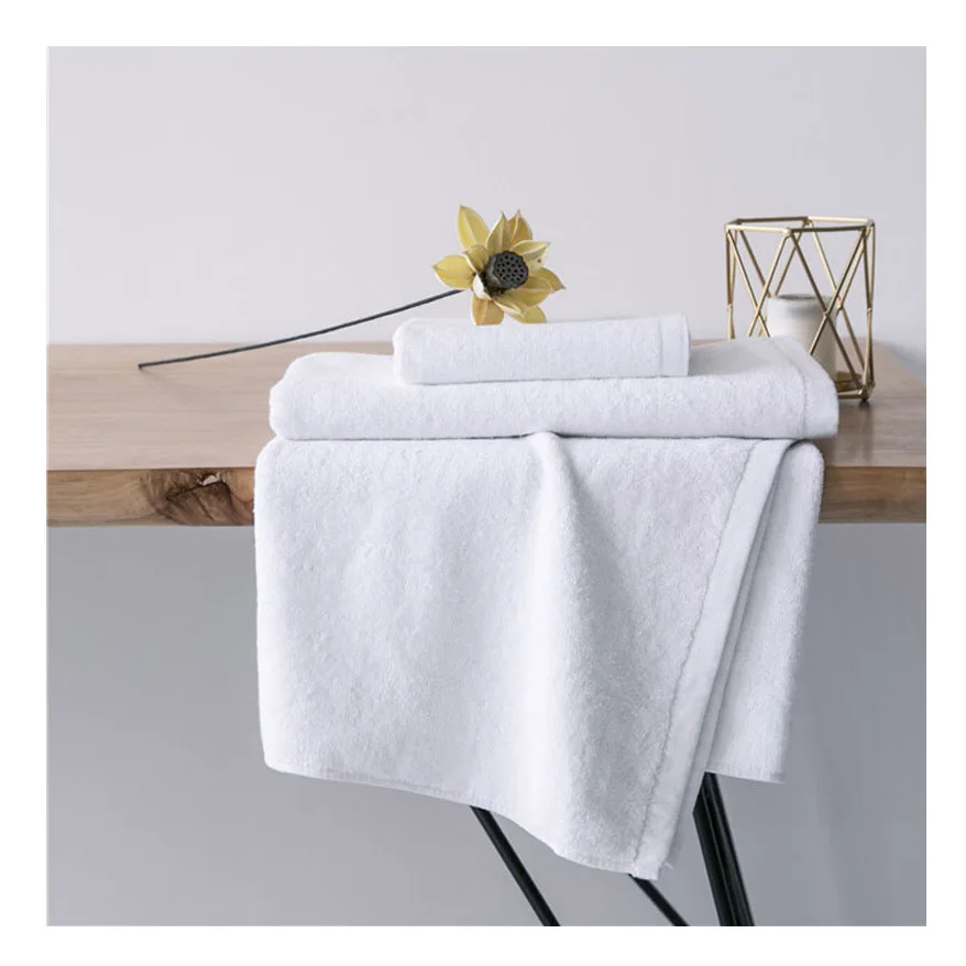 Luxury Hotel Bath Towel 100% Cotton White Gym Towel 70*140 Quick-Dry Absorbent Square Spa Towel Thickened Plus 500g Logo Print