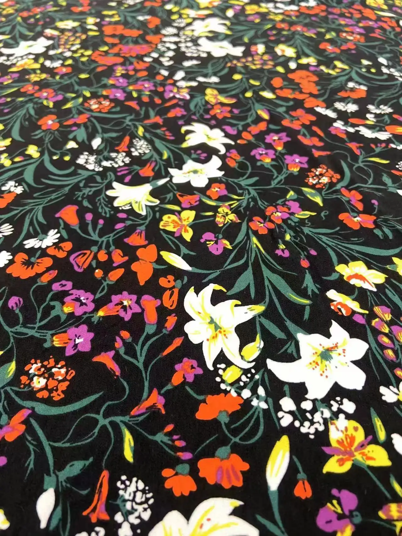 100% Polyester Dress Velvet Customized Woven Lightweight Printed Textile SJ22520 for Clothing Wholesale Fabric Printed Satin