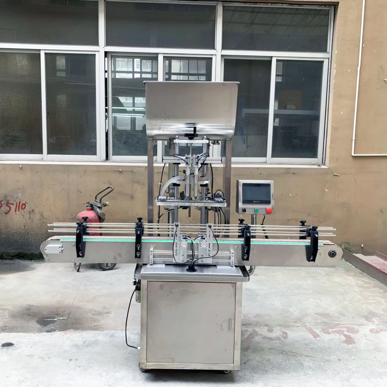 High quality fruit juice beverage quantitative filling equipment cosmetic bottle liquid filling machine