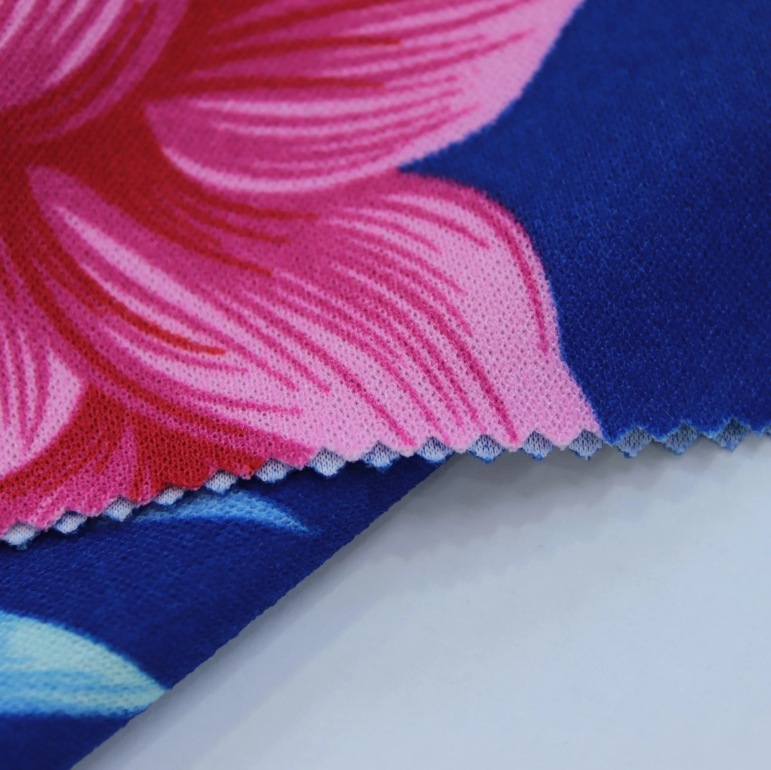 Crepe Scuba stretch fabric Polyester spandex in Knitted print flower pattern Fabric Crepe Fabric for coat jacket