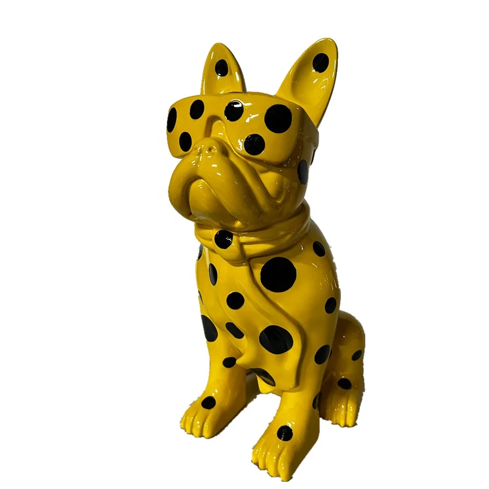 Animal Ornaments Yellow And Polka Dots Resin Sitting Dog Statue Decorative Dog Sculpture For Modern Art Gallery