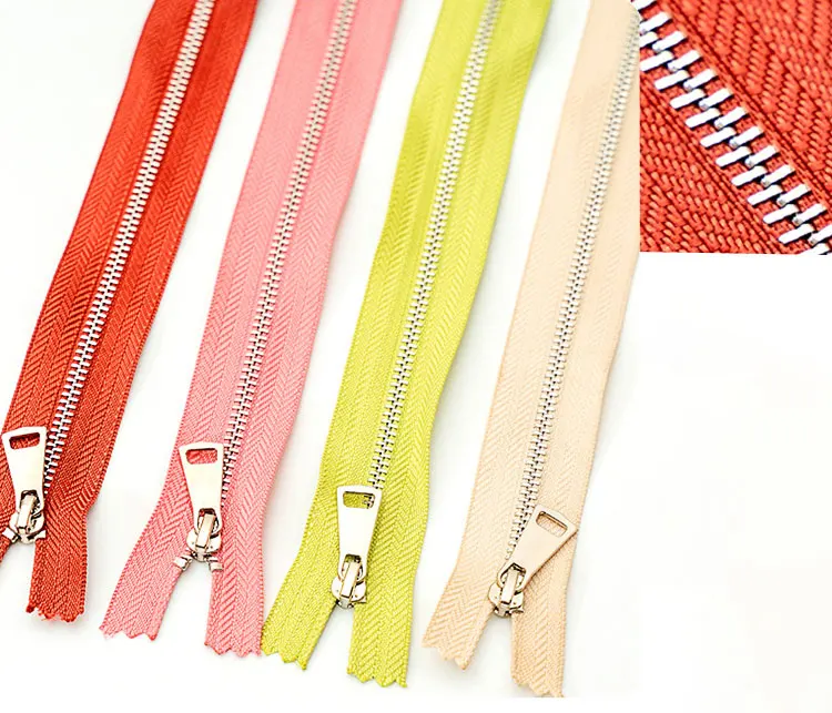 Custom Size Garment Accessories Clothing Bag Sewing Multi Color Open End Metal Brass Zippers Zippers for Clothes Accept Custom