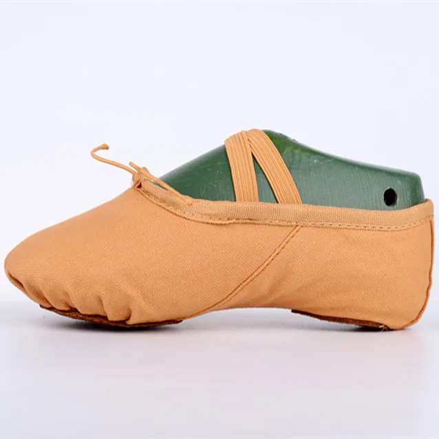 Hot Selling colorful disposable dance shoes Cheap Girls Stretch Canvas Dance Ballet Shoes For girls