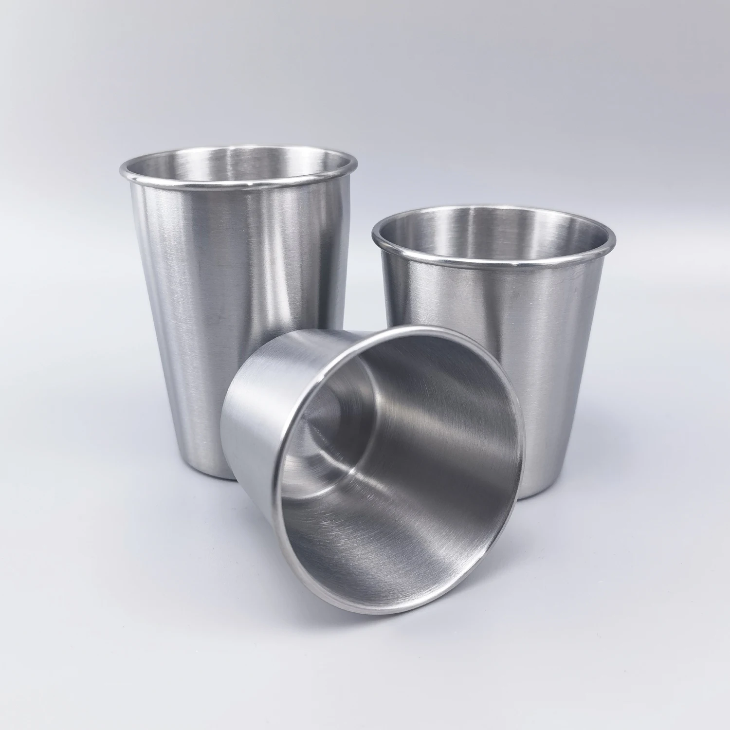 Wholesale Custom Logo Stackable Single Wall 304 Stainless Steel Pint Cup To Stack Bar Tumbler Beer Cup