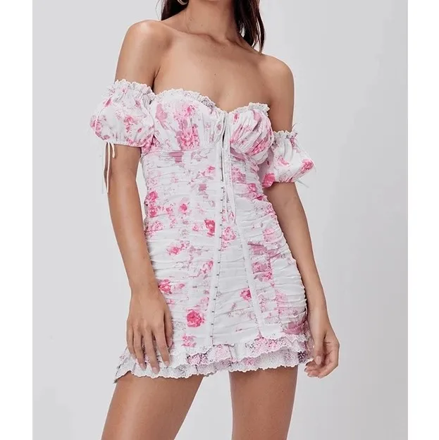 Lady Lantern Sleeve Cute Pink Flower Print Blouse With Mini Embroidery Skirt