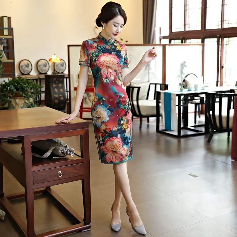 
wholesale Chinese traditional Qipao 2020 fashion retro floral cheongsam Sexy dress prom dress for women 