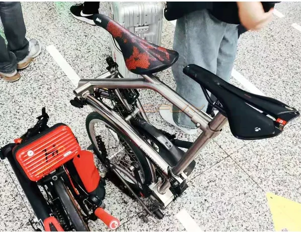 Wholesale of bicycle parts Titanium Baby Seat using  Tri-fold bicycle the child seat on a normal bike