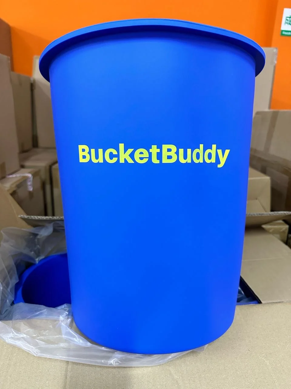 Rubber bucket liner BucketBuddy Heavy Duty Bucket Liner - Flexible and Reusable Silicone bucket liner - 5 Gallon