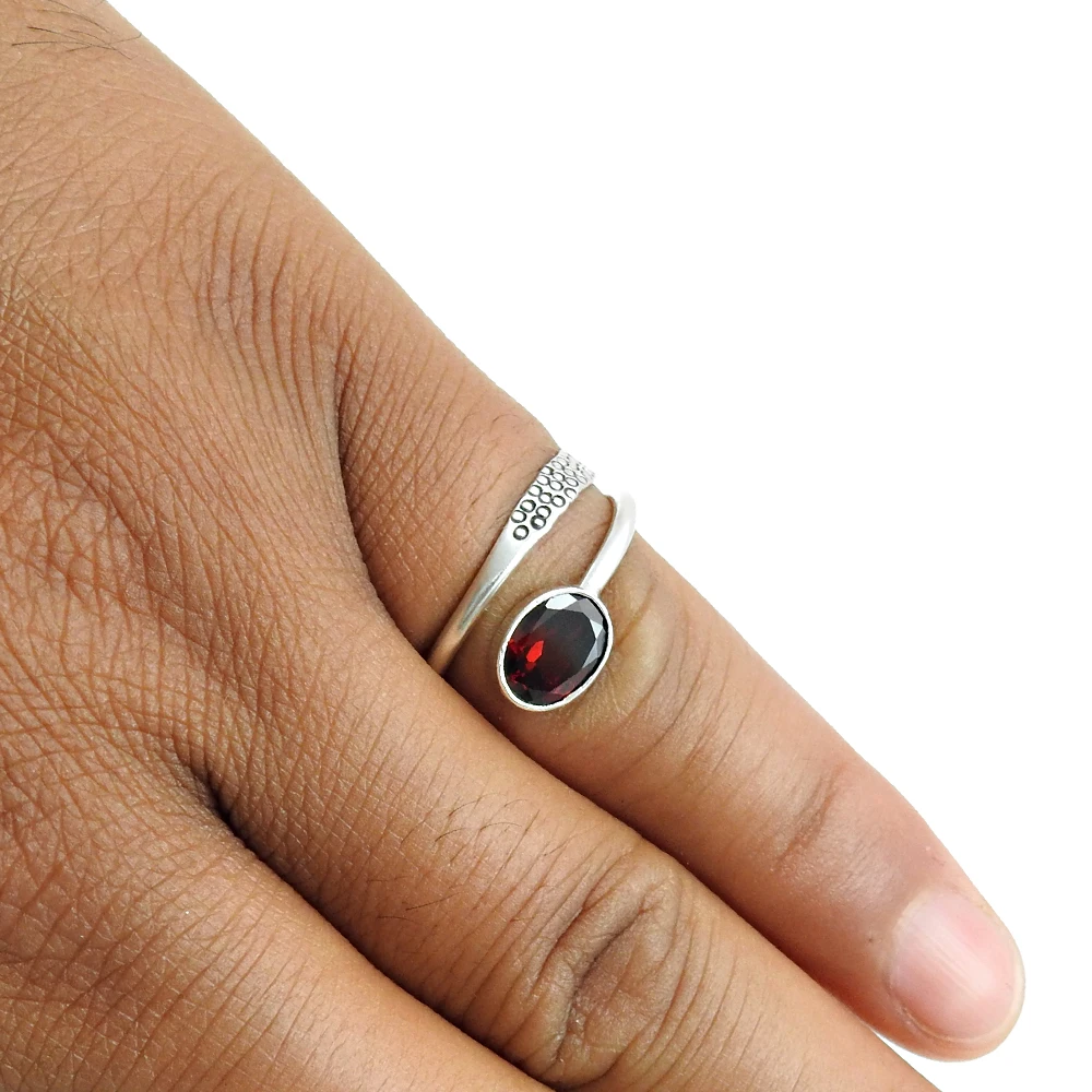 925 Sterling Silver Beautiful Natural Red Garnet Engagement Rings at Wholesale Shop Now at Factory Price Birthstone Jewelry OEM
