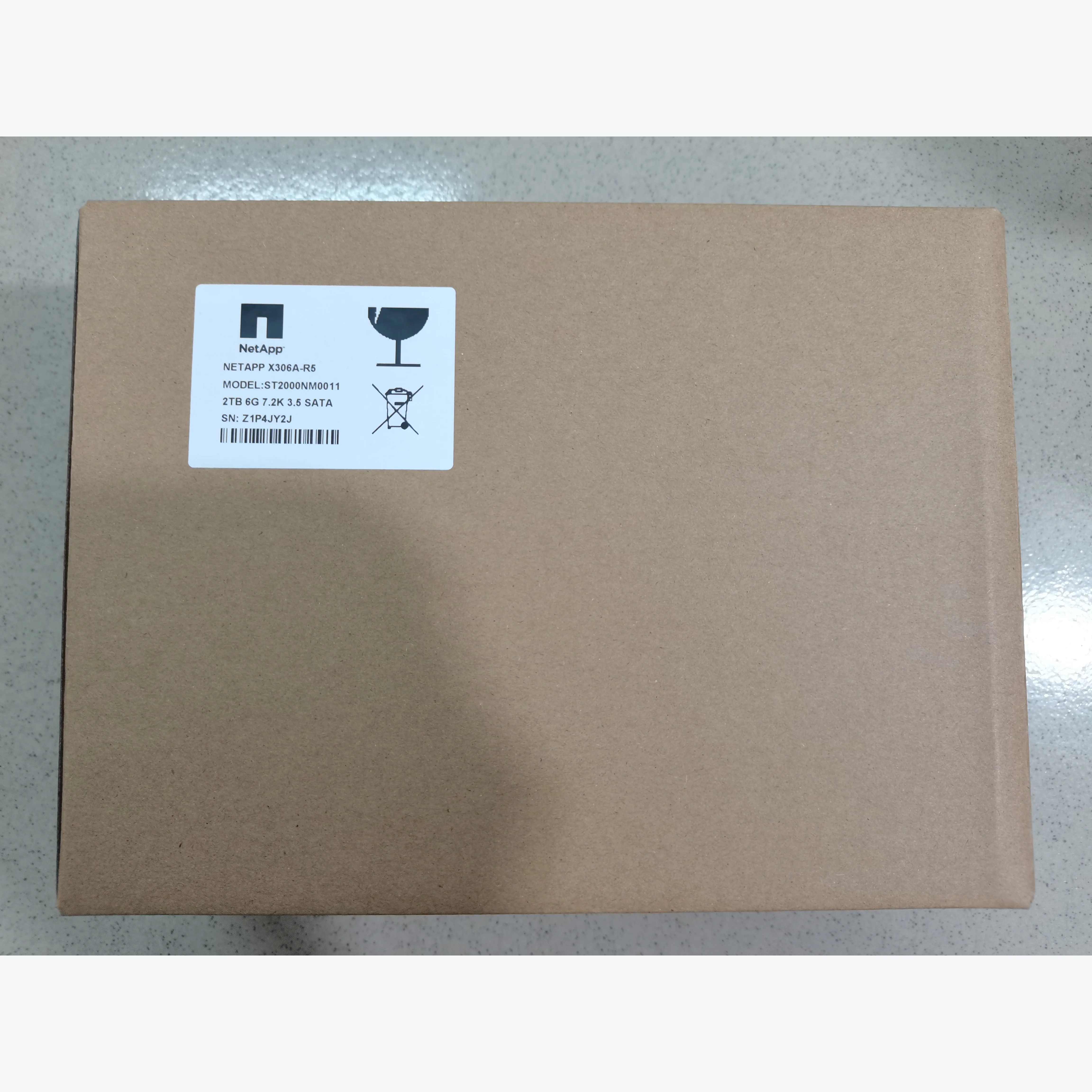 NEW Open Boxes X487A-R5 NETAPP 600GB 10K 6G SAS 2.5 inch HOT-SWAP FOR FAS2220